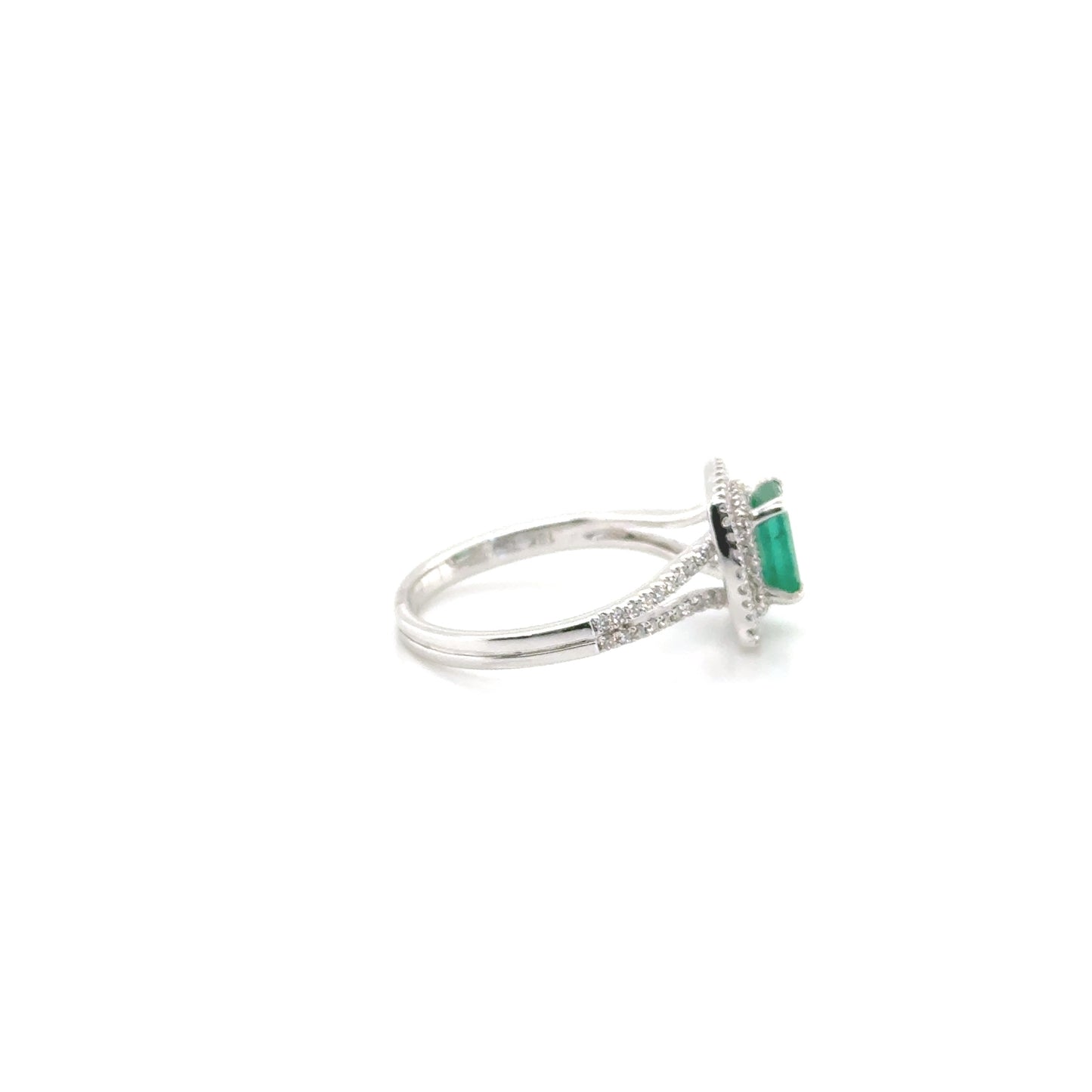 Emerald Enclave Ring